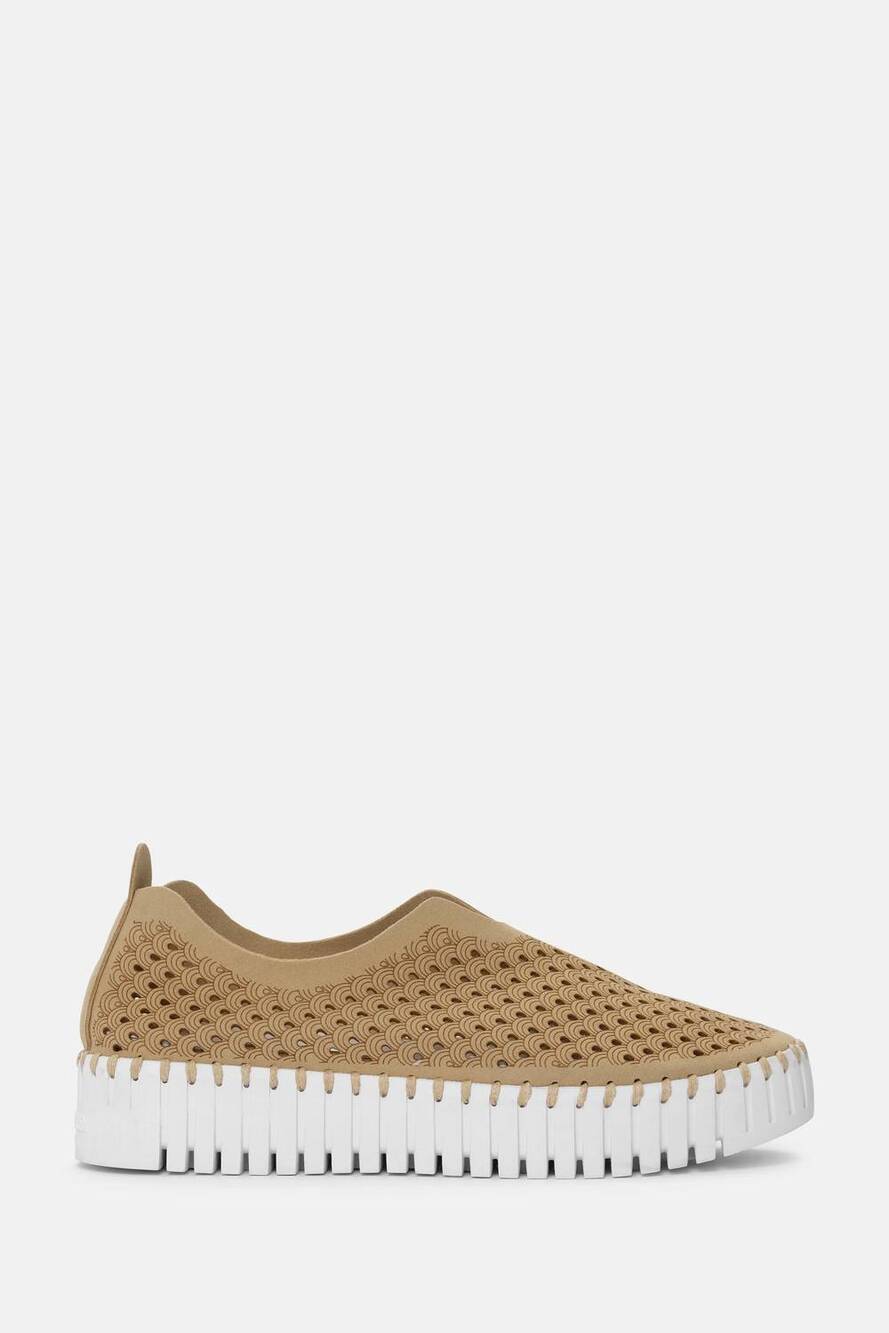 NEW ILSE JACOBSEN women's tulip platform shoe in latte